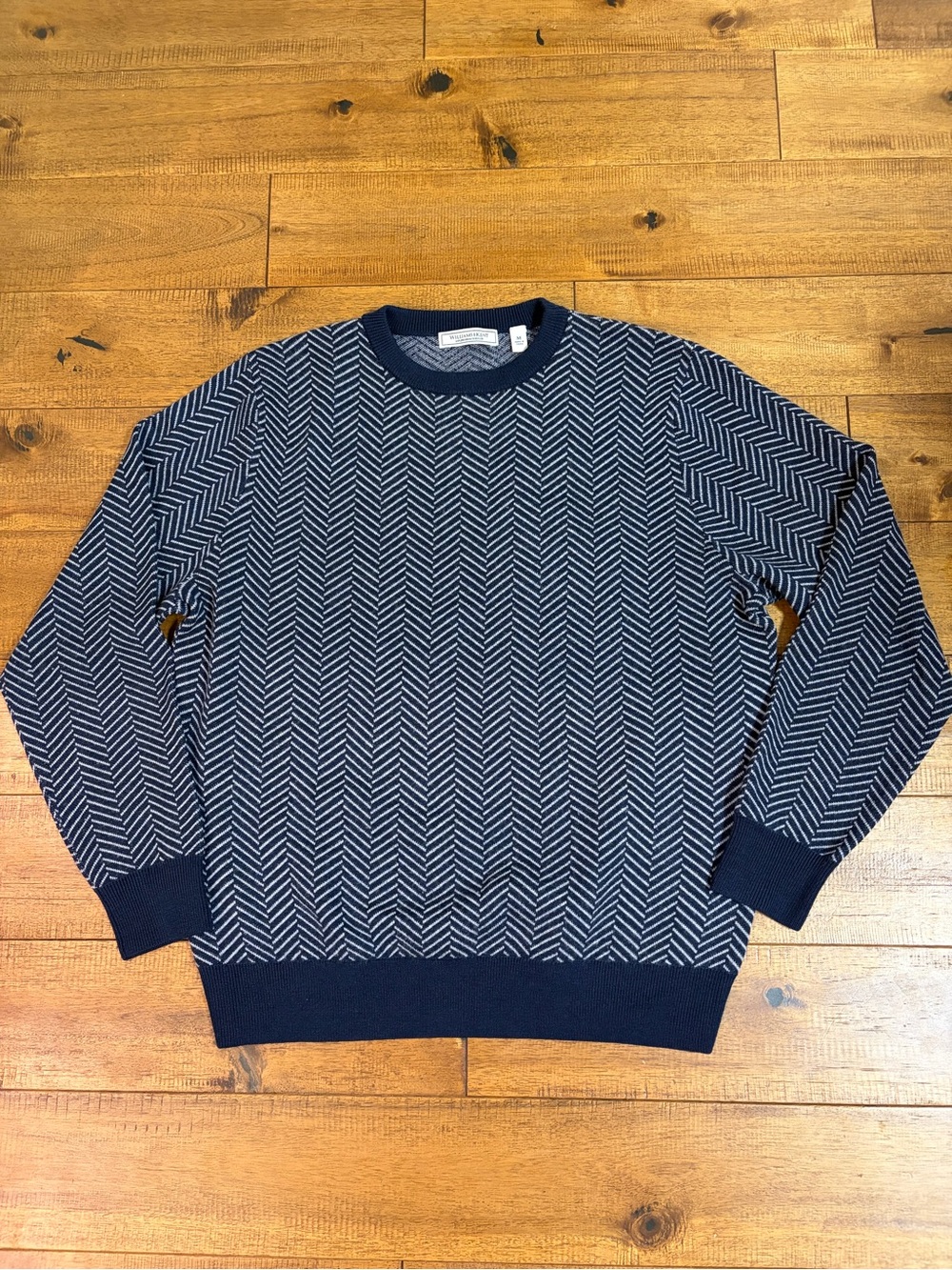 Williams & Kent Sweater Mens Medium 100% Merino Wool Navy Blue White Crewneck